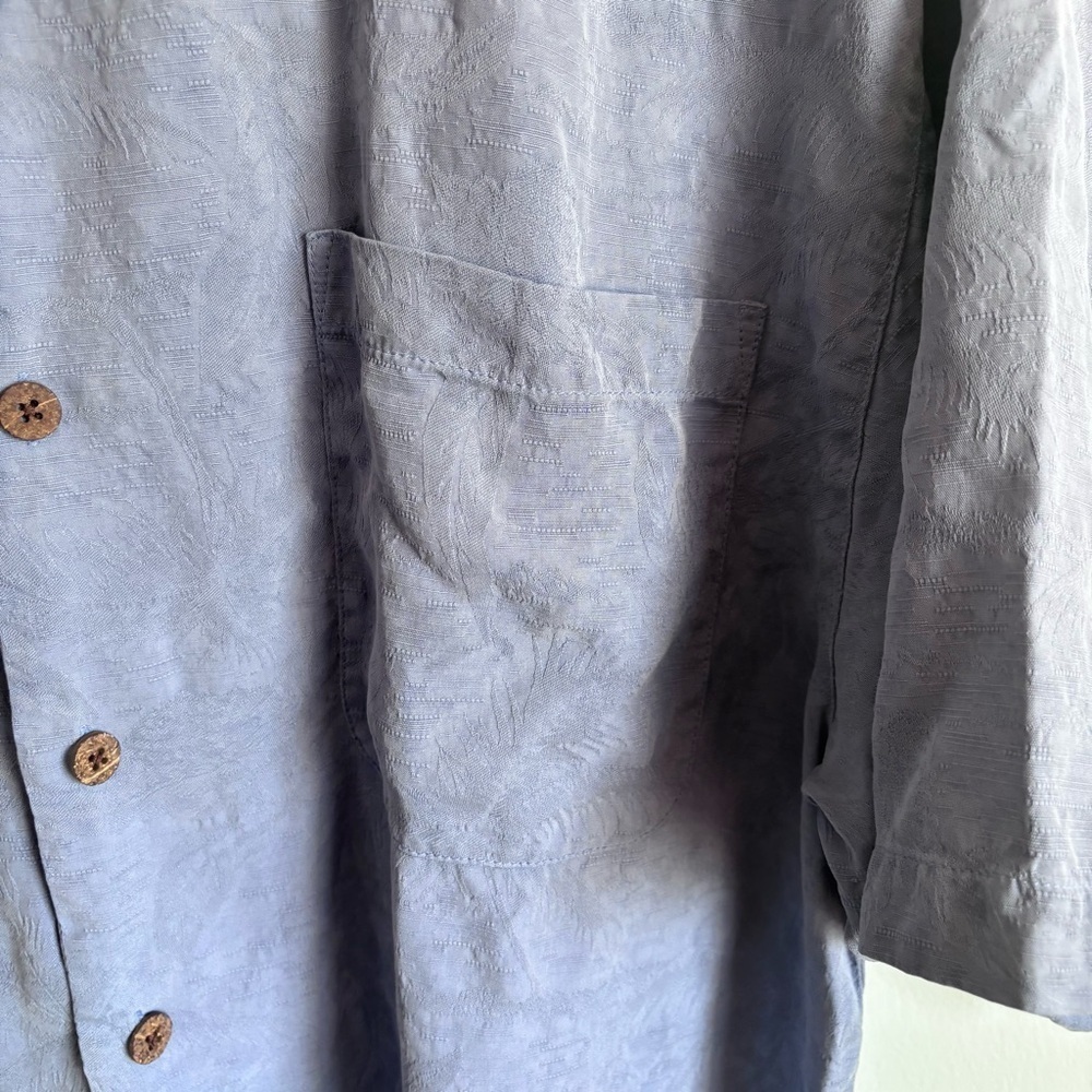 ⭐️⭐️⭐️Men’s Tommy Bahama 100% Silk Relax shirt Hawaiian Blue size Large - Picture 4 of 12
